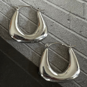 APRIL (silver)